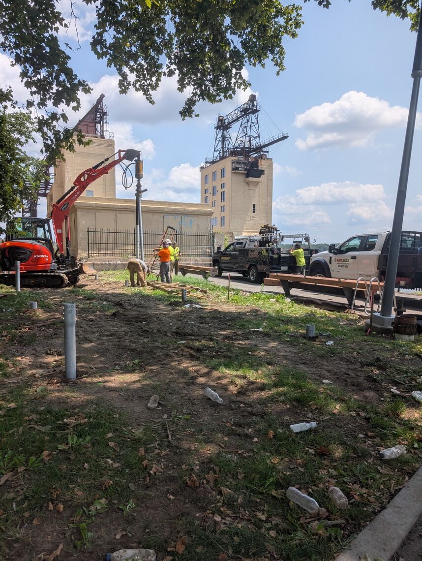 delaware river trail to penn treaty park